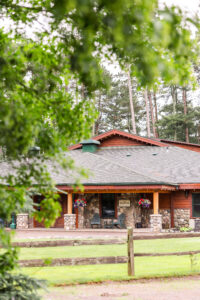 White Oak Grill at Chippewa Retreat exterior photo