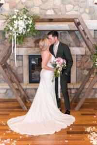Bride & Groom portrait at Chippewa Retreat Resort