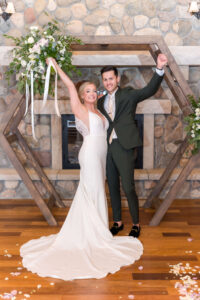 Bride & Groom portrait at Chippewa Retreat Resort