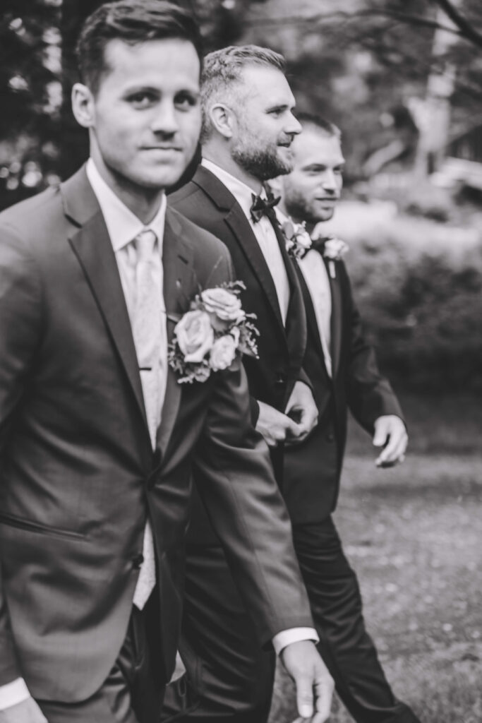 Groom & Groomsmen at Chippewa Retreat Resort