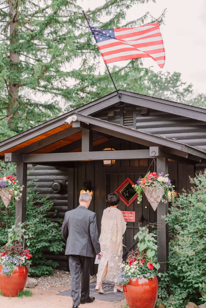 Bear Trap Inn Supper Club exterior entrance